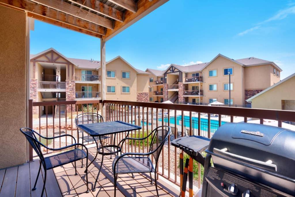 5C Sweet Redcliff Condo, Pool & Hot Tub Моаб Экстерьер фото